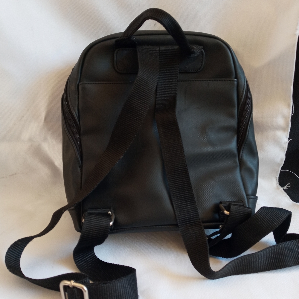 Women's backpack - Picture 2 of 2